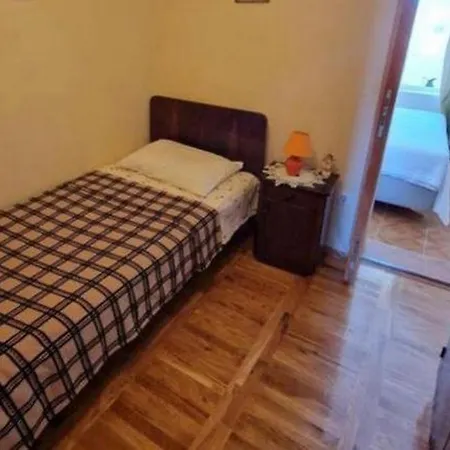 With Parking Spaces Bilice, Krka - 24275 شقة شيبينيك