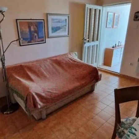 With Parking Spaces Bilice, Krka - 24275 شيبينيك