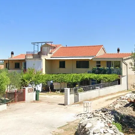 With Parking Spaces Bilice, Krka - 24275 Apartamento *