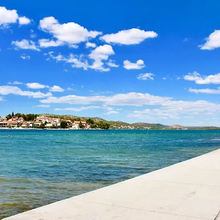 With Parking Spaces Bilice, Krka - 24275 شقة *