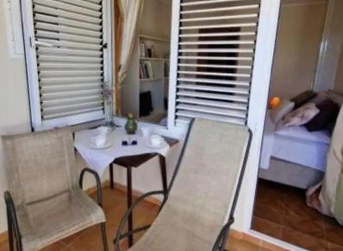 Appartement With Parking Spaces Bilice, Krka - 24275 *